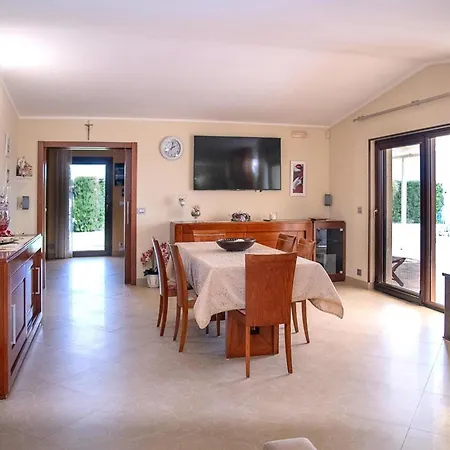 Villa Carrino By Mmega Racale